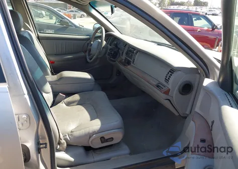 2000 Buick Park Avenue из США, поврежденный, VIN 1G4CW52K5Y4121002